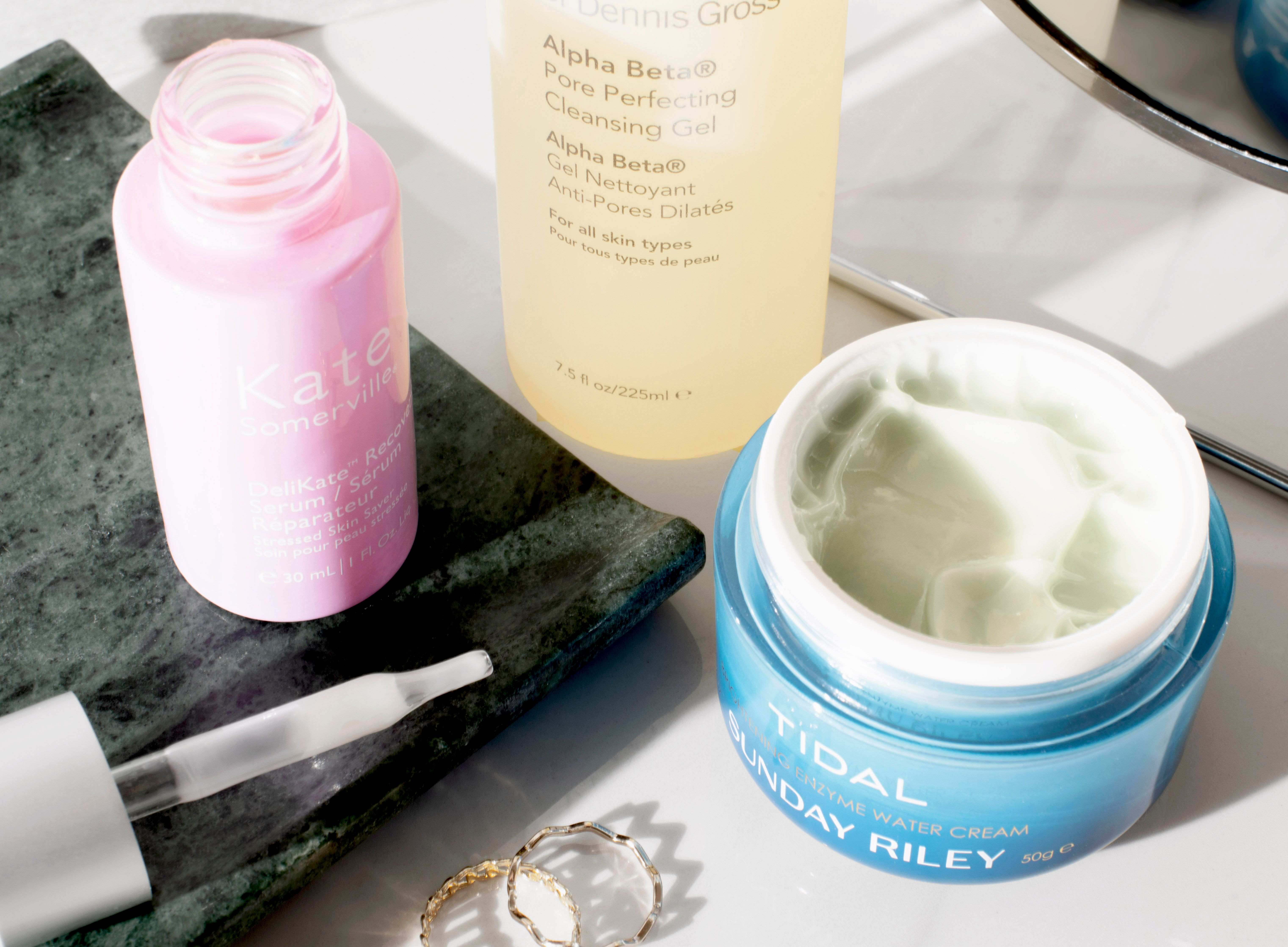 5 Tips For Living With Acne-Prone Skin 5 Tips For Living With Acne-Prone Skin